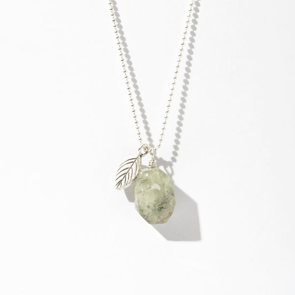 PREHITE-NECKLACE-0002