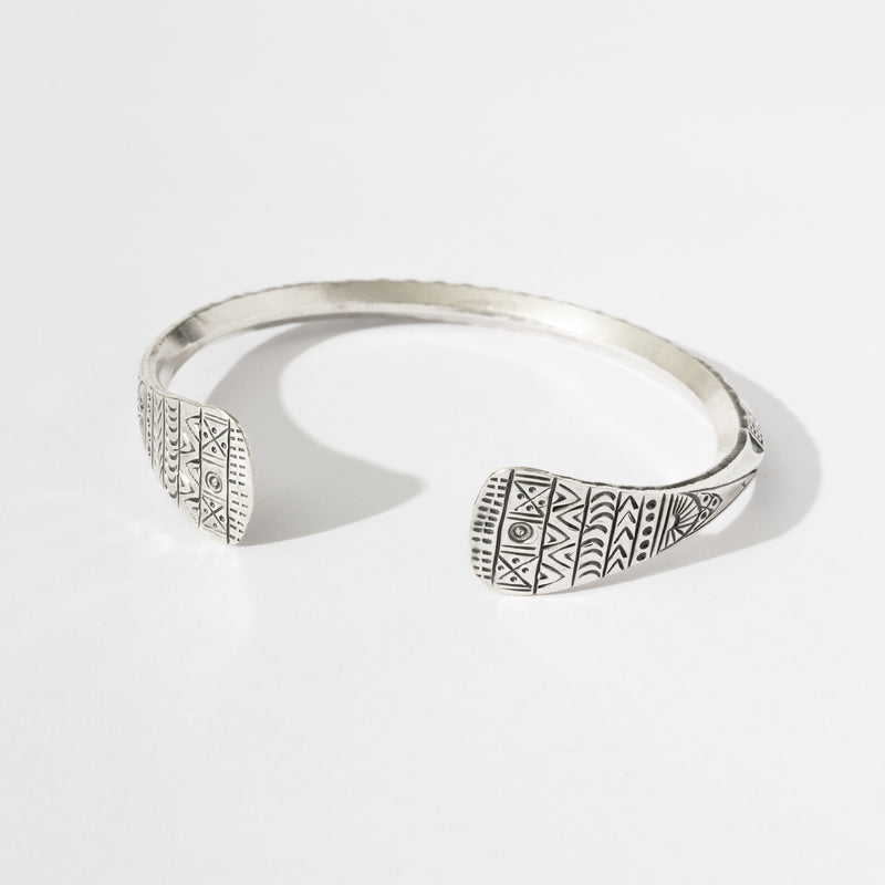 TRIBAL SILVER-BANGLE-0001