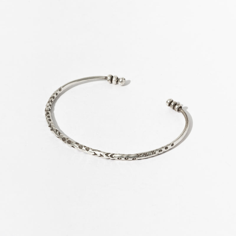 TRIBAL SILVER-BANGLE-0008